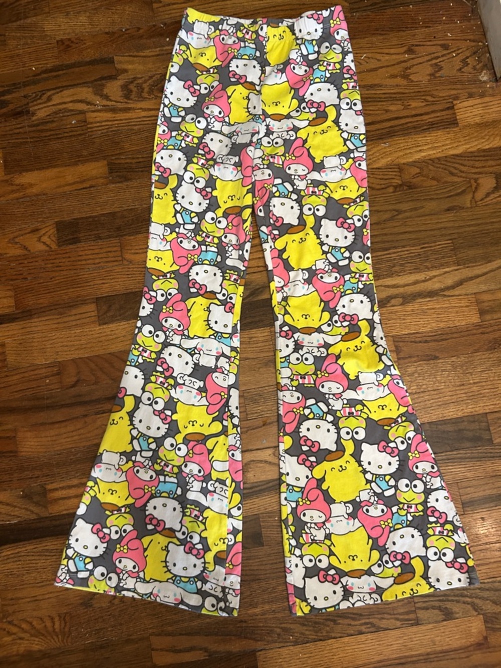 Sanrio Multi-Character Print Pants in Yellow, Pink, White, Gray